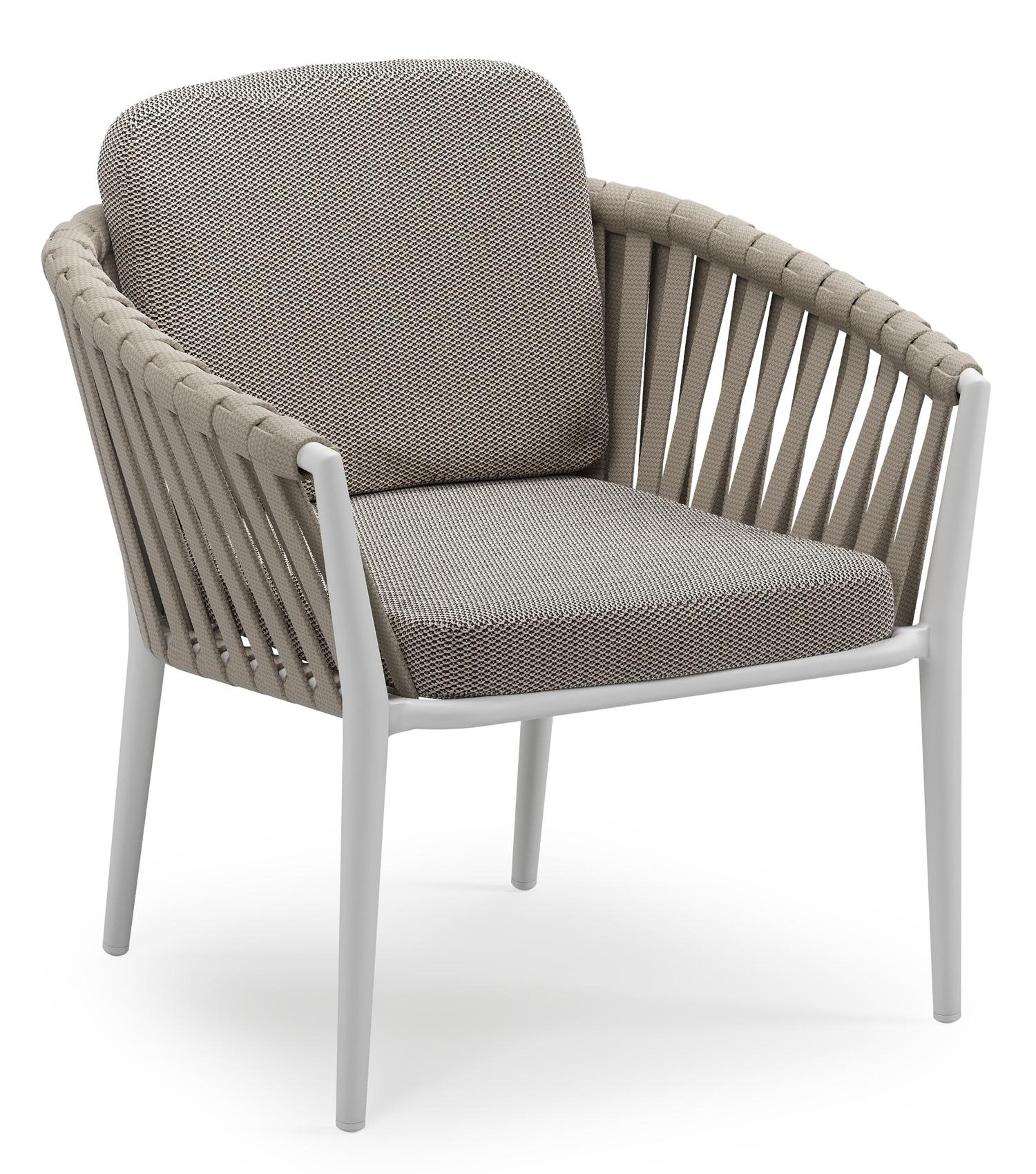 Orso low dining tuinstoel in wit aluminium en beige verticaal geweven luxe vlakke brede rope met stoelkussen in All Weather Sunbrella® Luxe Lopi Pepper