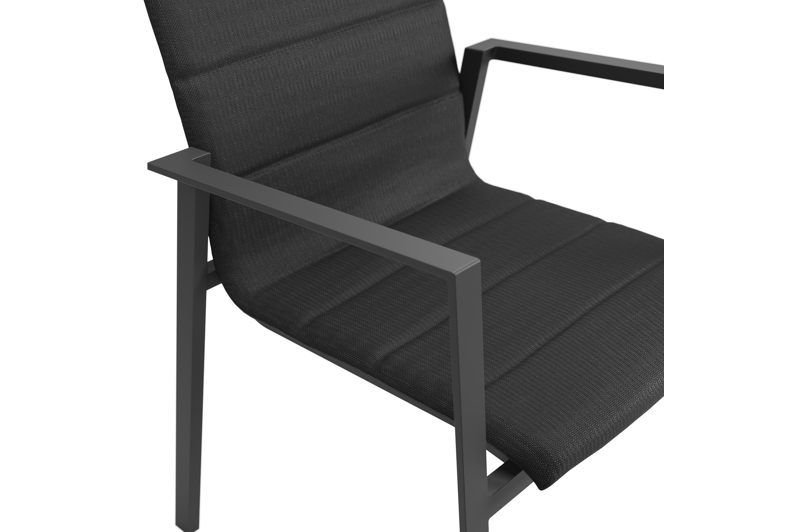 Cirello stapelbare tuinstoel in zwart aluminium en zwart luxe comfort textilene