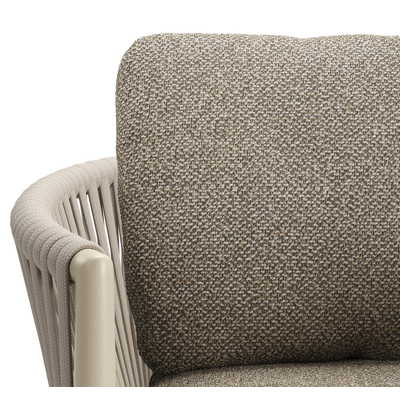 Organo tuinstoel in beige aluminium en beige verticaal geweven luxe vlakke rope met zitkussen in All Weather Cosytica Madagascar Burch
