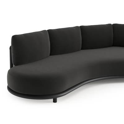 Lomano loungebank in zwart aluminium en zwart verticaal geweven luxe vlakke rope met natte sooty all weather sunbrella® luxe kussen