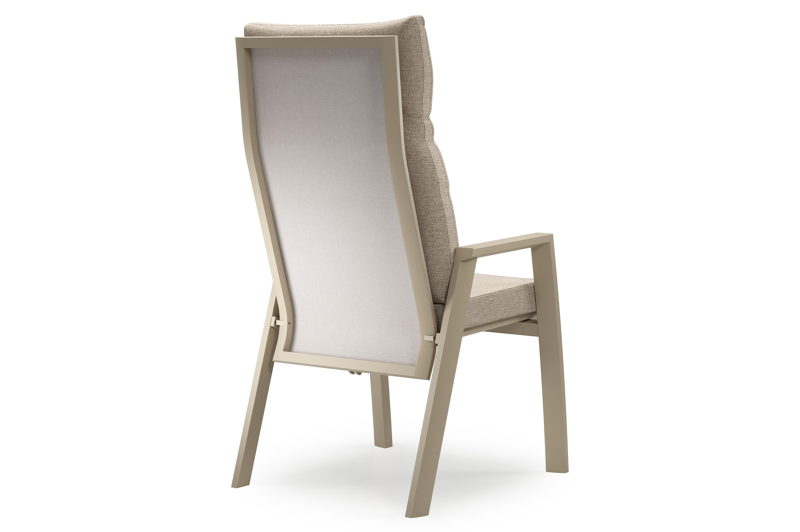 Leon tuinstoel in beige aluminium en beige textilene met kussen in Rustic Weather+ Softtouch