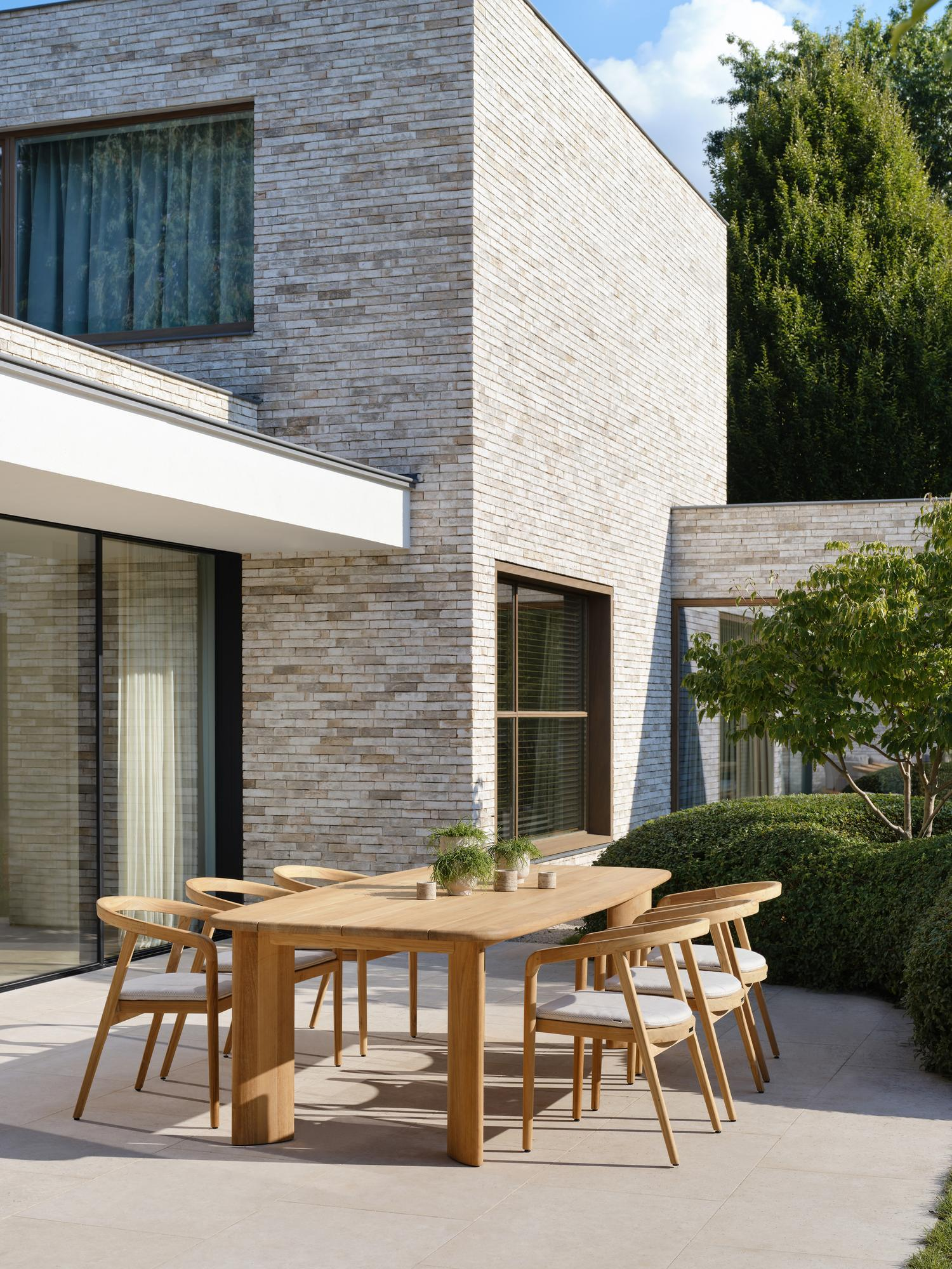 Coussin de chaise Lacrima teak en all weather sunbrella® luxe lopi marble