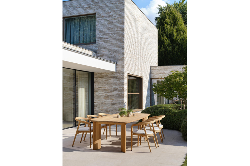 Lacrima teak stoelkussen in all weather sunbrella® luxe lopi marble