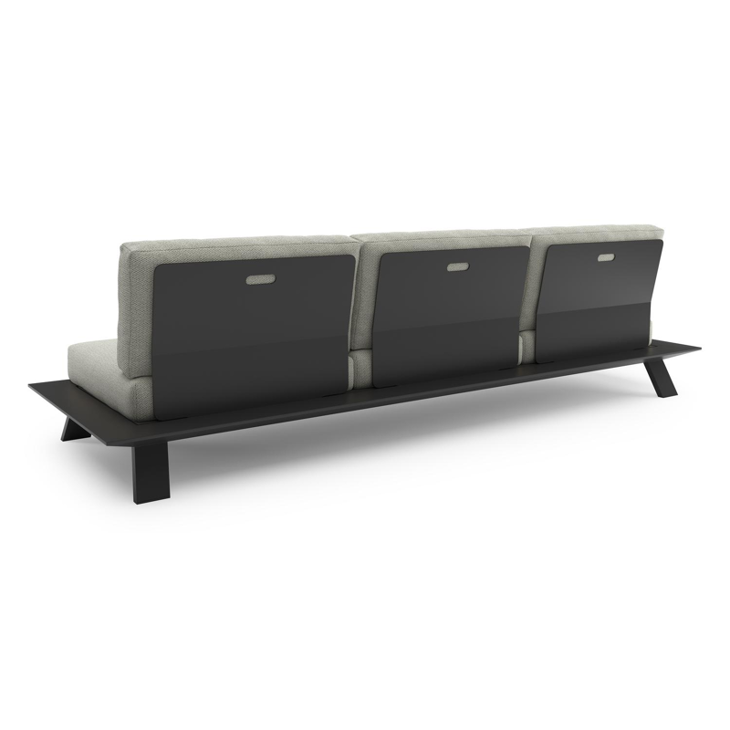 Cesano loungebank in zwart aluminium met lopi bud all weather Sunbrella® luxe kussen