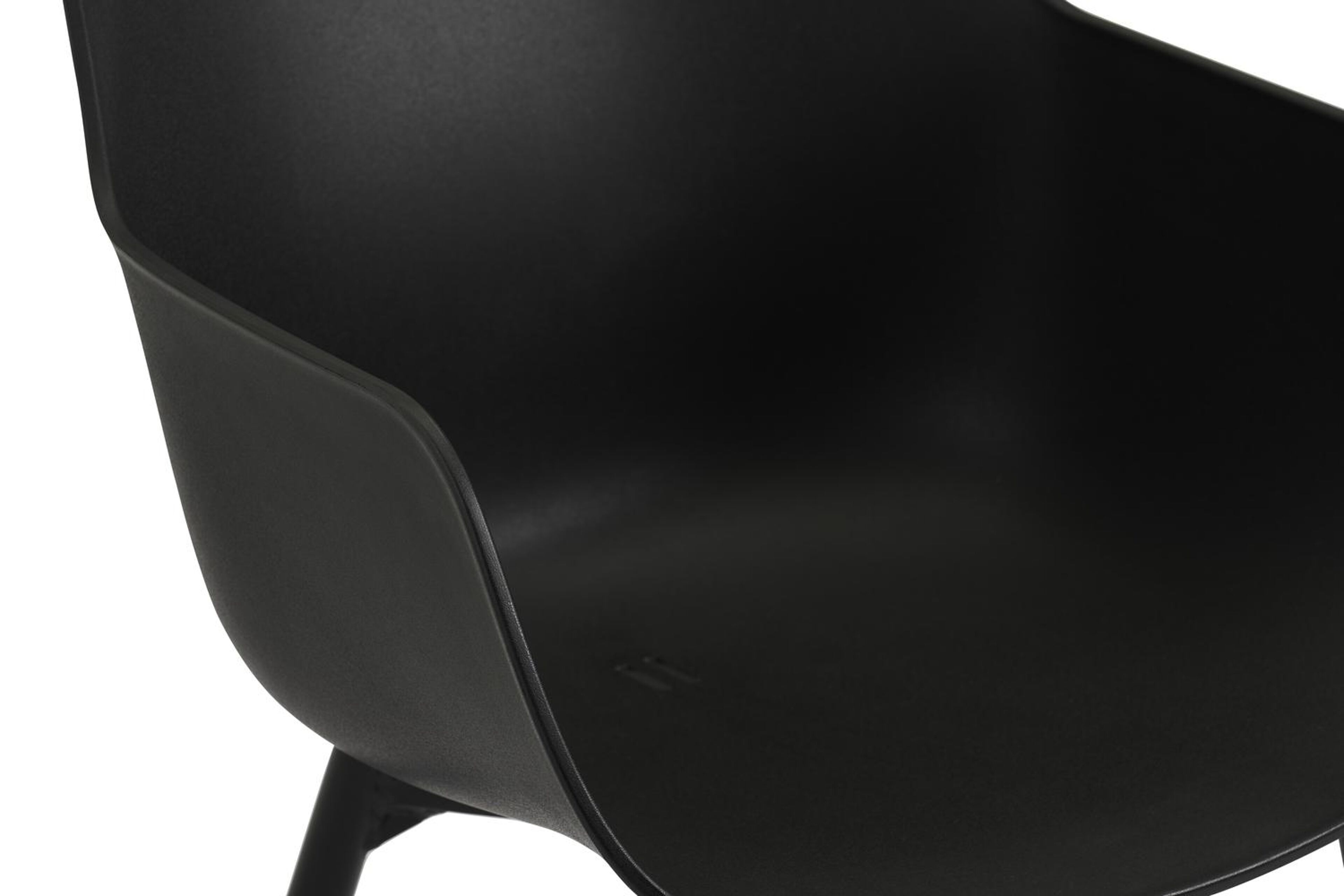 Tora tuinset in zwart aluminium en naturel polywood tafelblad met 4 Paco tuinstoelen