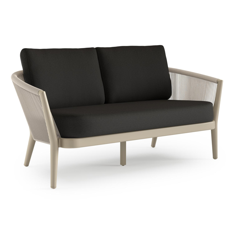 Orso loungebank in beige aluminium en beige verticaal geweven ronde rope met Heritage Char all weather sunbrella® luxe kussen