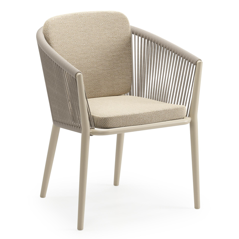 Orso tuinstoel in beige aluminium en beige verticaal geweven ronde rope met zitkussen in All Weather Cosytica Althea Camel