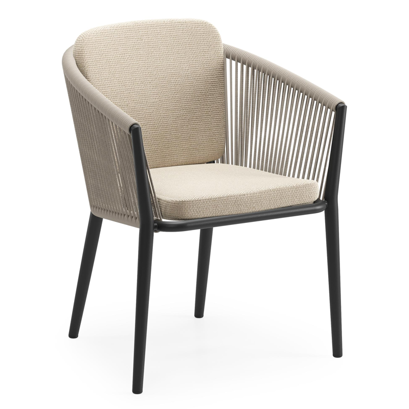 Orso tuinstoel in zwart aluminium en beige verticaal geweven ronde rope met zitkussen in All Weather Cosytica Althea Chalk
