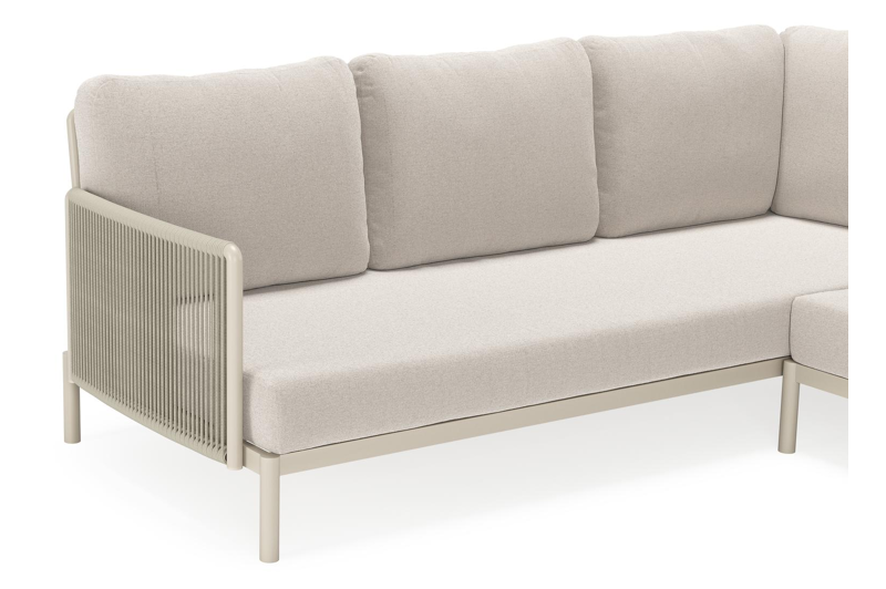 Amarante loungehoek in beige aluminium en beige verticaal geweven ronde rope met beige weather+ softtouch kussens