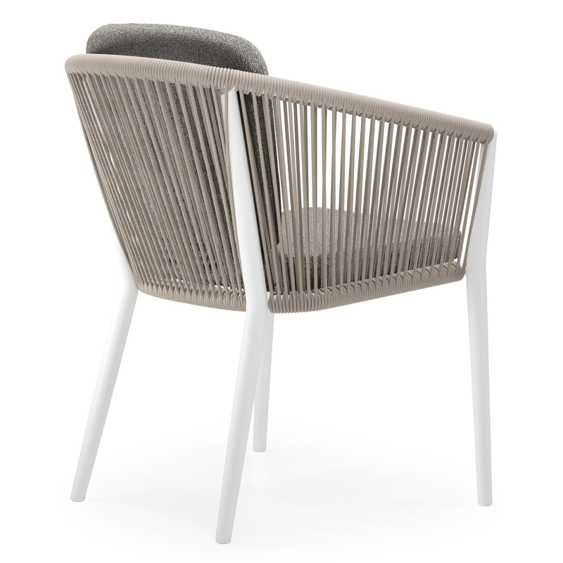 Orso tuinstoel in wit aluminium en beige verticaal geweven ronde rope met zitkussen in All Weather Sunbrella® Luxe Tundra Charcoal