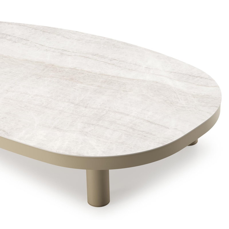 Donato loungetafel organisch in beige aluminium en volkeramiek Taj Mahal - L 150.5 x B 90 x H 24.5 cm
