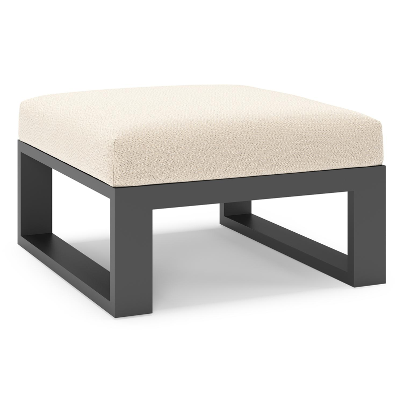 Verato poef in zwart aluminium met lopi sand all weather sunbrella® luxe kussen