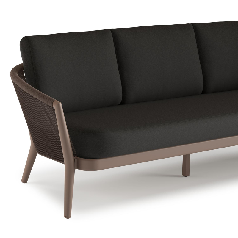 Orso loungebank in taupe aluminiumen zwart verticaal geweven ronde rope met Heritage Char all weather sunbrella® luxe kussen