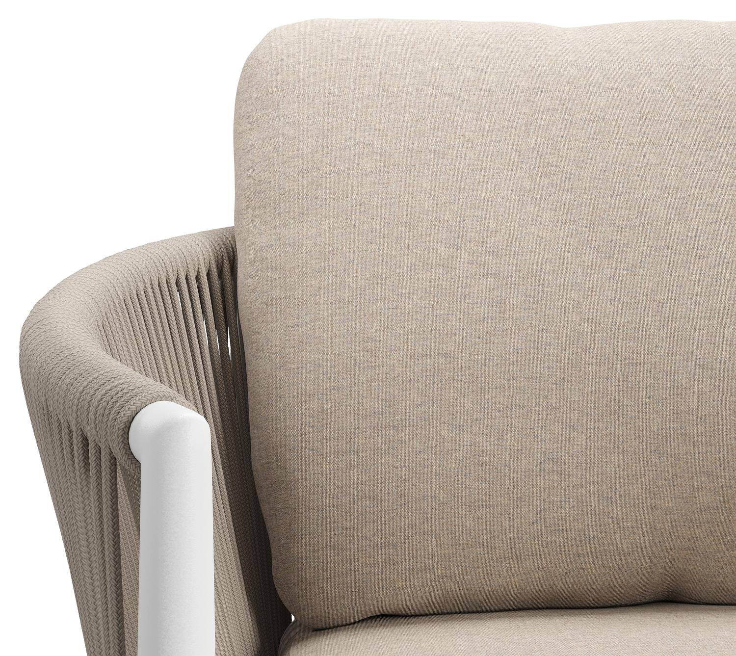 Organo tuinstoel in beige aluminium en beige verticaal geweven ronde rope met stoelkussen in All Weather Sunbrella® Luxe Heritage Ash