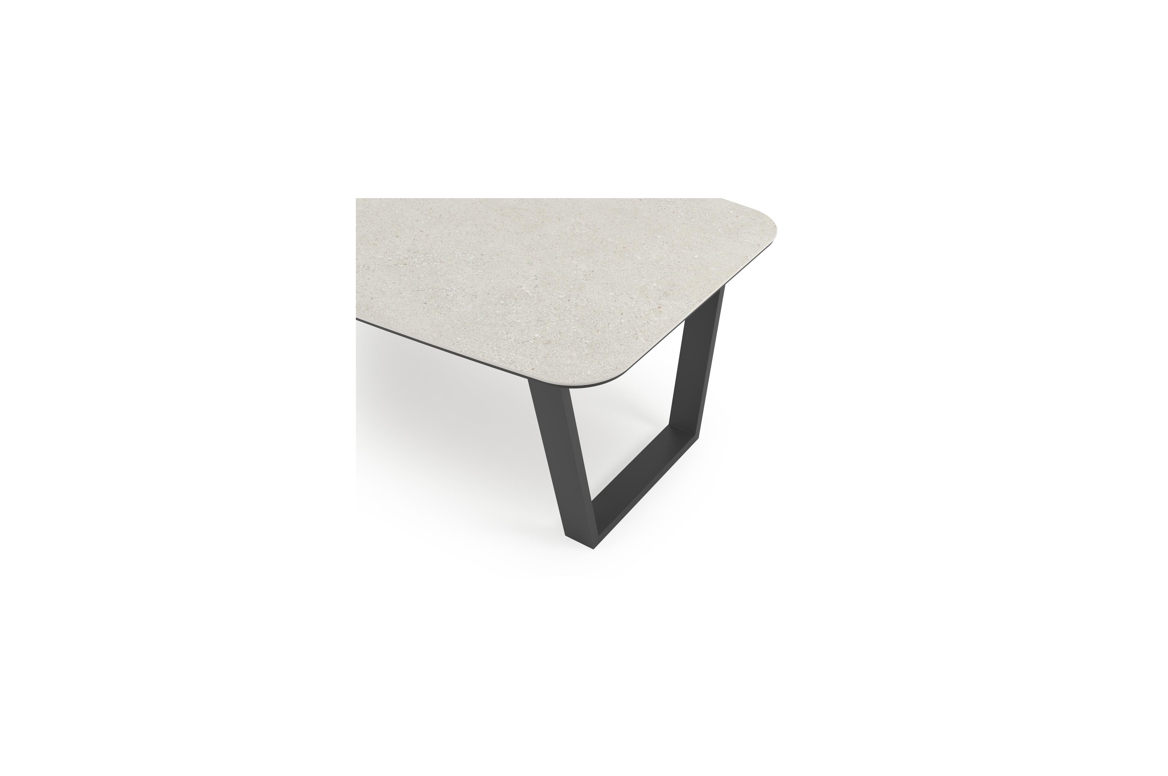 Table de jardin Pagino en aluminium noir et céramique pleine shilin - Lg 255 x Larg. 115 x H 74 cm