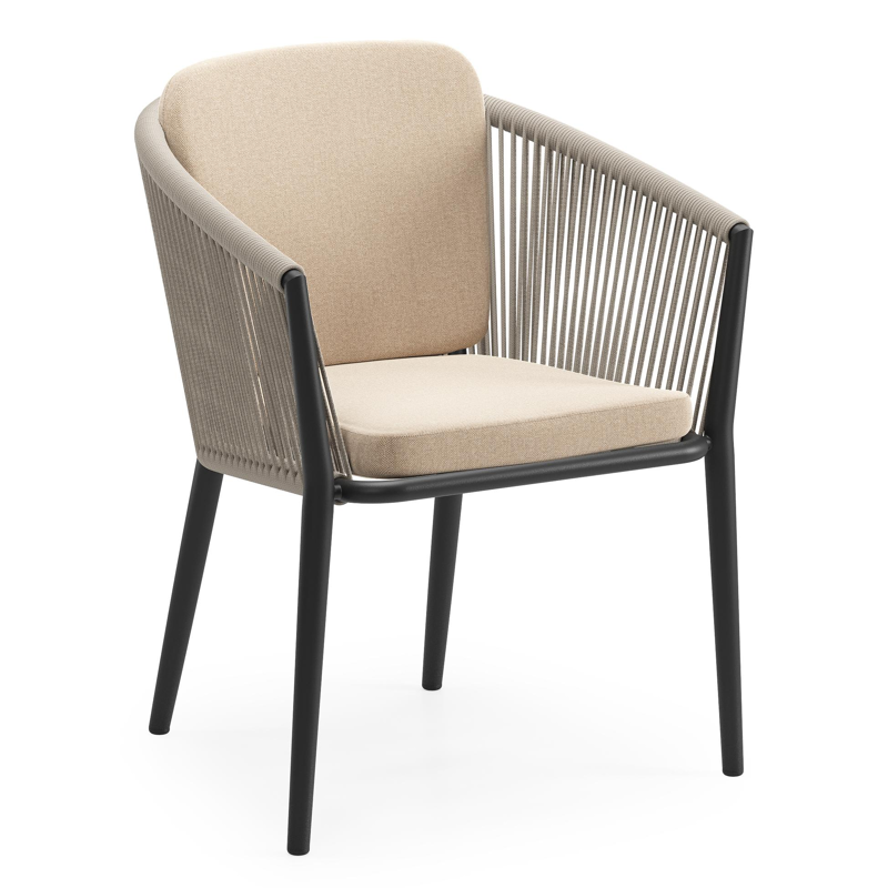 Orso tuinstoel in zwart aluminium en beige verticaal geweven ronde rope met zitkussen in All Weather Sunbrella® Luxe Natte Heather Beige