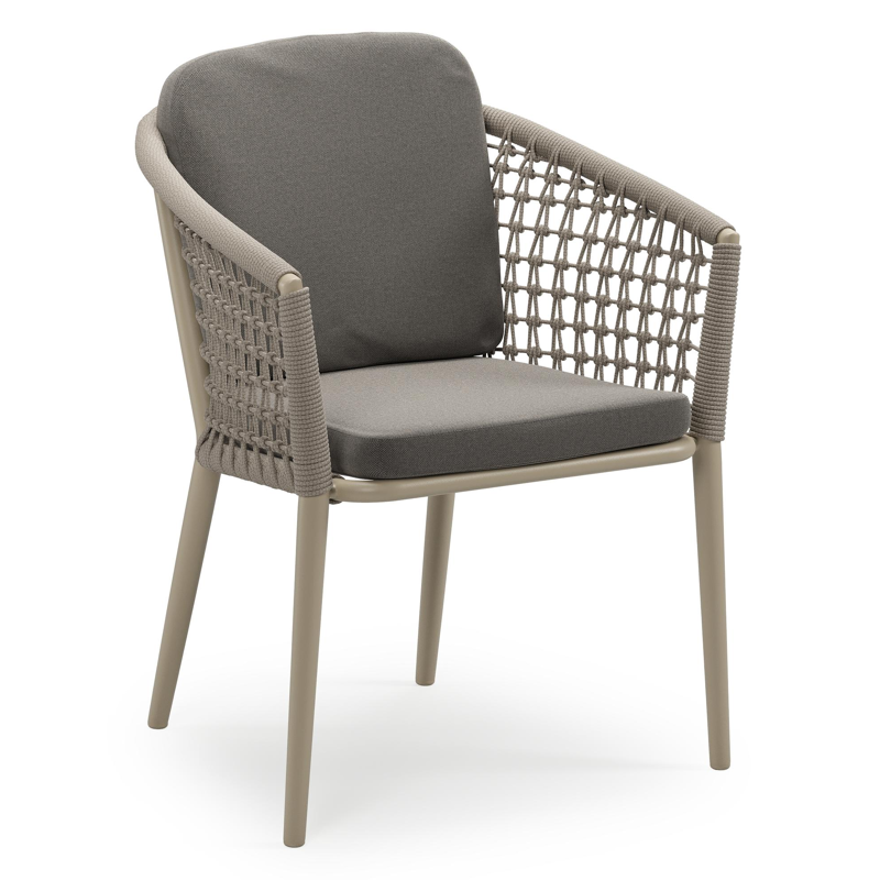 Orso stapelbare tuinstoel in beige aluminium en beige visnet geweven ronde rope met stoelkussen in All Weather Sunbrella® Luxe Natte Dark Taupe