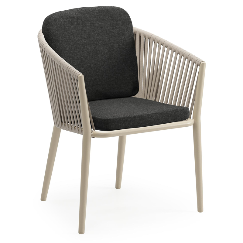 Chaise de jardin Orso en aluminium beige et corde plate tissée verticalement beige avec coussin luxe en All Weather Sunbrella® Luxe Chartres Sooty