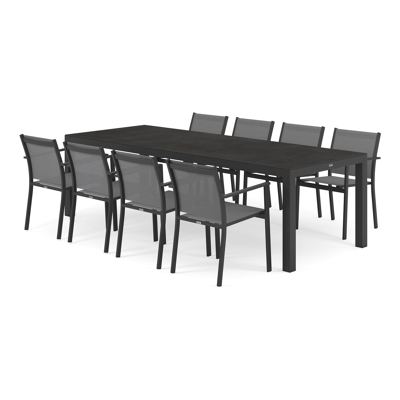 Varese tuinset in zwart aluminium en zwart volkeramiek tafelblad met 8 stapelbare Bareto tuinstoelen