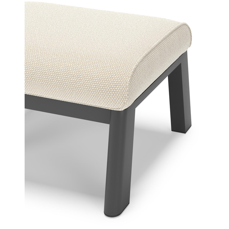 Cirello poef in zwart aluminium met althea off white all weather cosytica kussen