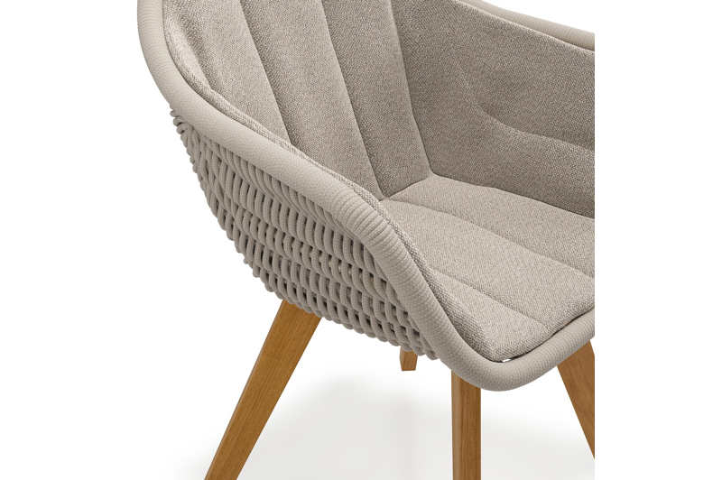 Pagino tuinstoel in teak en beige verticaal geweven ronde rope met zitkussen in All Weather Sunbrella® Luxe Savane Coconut