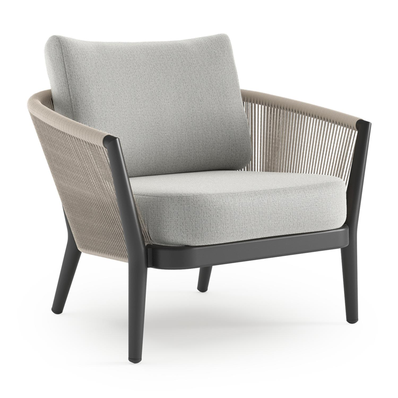 Orso loungestoel in zwart aluminium en beige verticaal geweven ronde rope met Savane Nimbus all weather sunbrella® luxe kussen