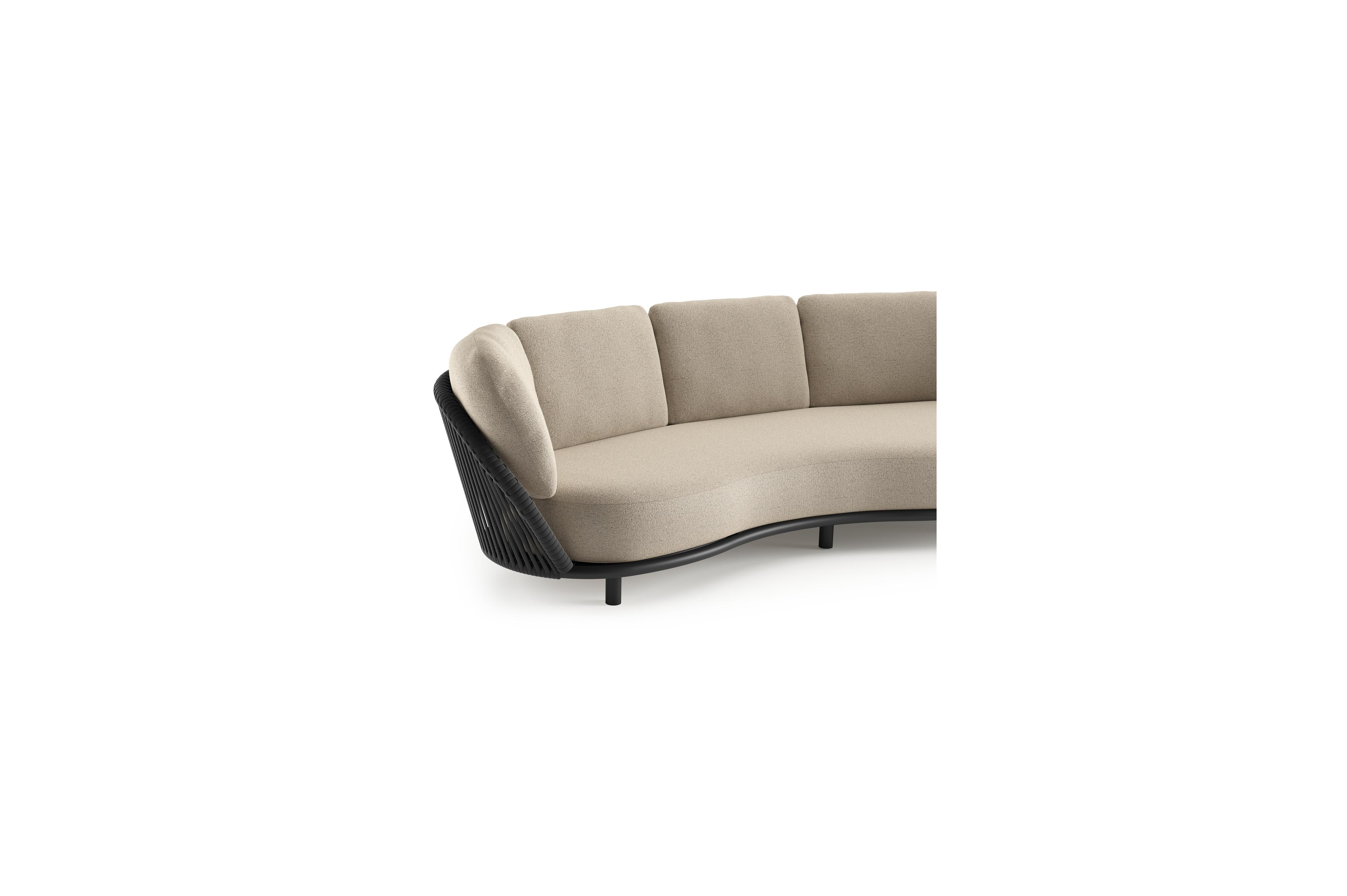 Lupino loungebank in zwart aluminium en zwart verticaal geweven luxe vlakke brede rope met marbella beige all weather cosytica kussen