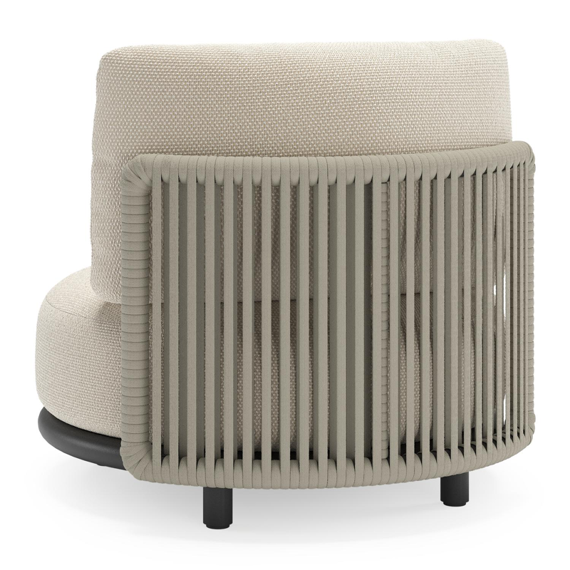 Lomano loungestoel in zwart aluminium en beige verticaal geweven luxe vlakke rope met Althea Off White all weather cosytica