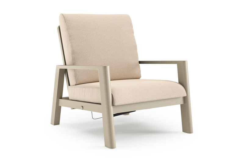 Fauteuil de jardin Cirello en aluminium beige et coussins en all weather sunbrella® luxe heritage papyrus