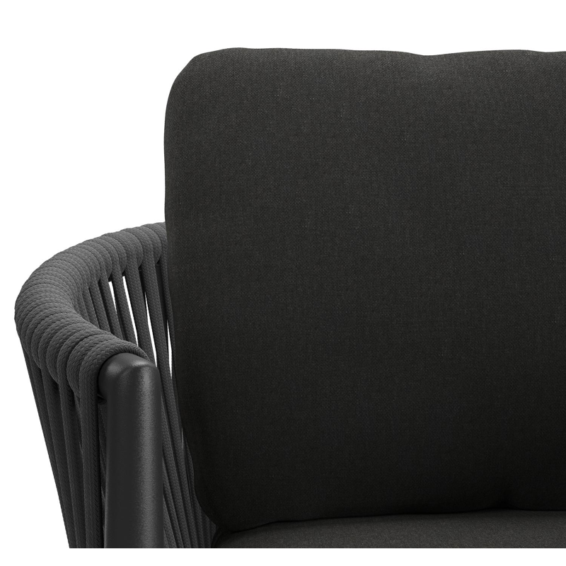 Organo tuinstoel in zwart aluminium en zwart verticaal geweven luxe vlakke rope met zitkussen in All Weather Sunbrella® Luxe Natte Sooty