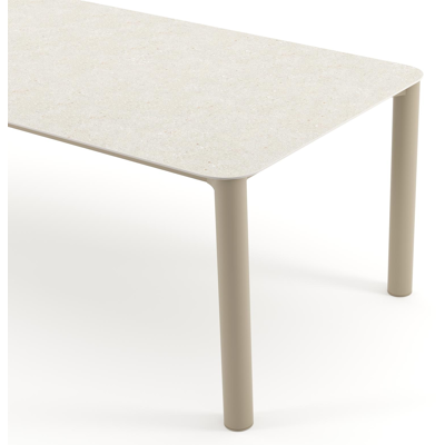 Orso tuintafel rechthoekig afgerond in beige aluminium en volkeramiek Shilin - L 240 x B 100 x H 74.5 cm