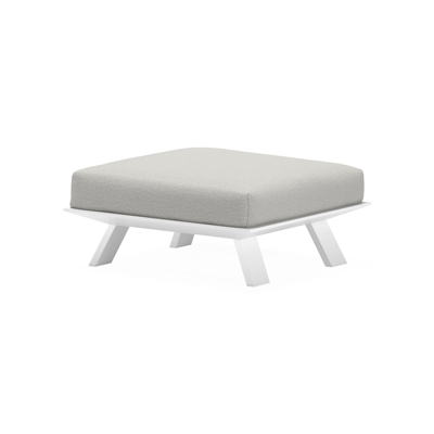 Cesano poef in wit aluminium met savane nimbus all weather sunbrella® luxe kussen