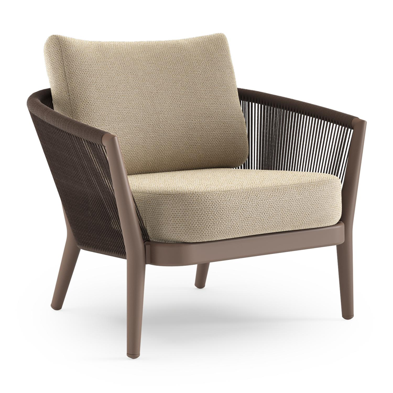 Orso loungestoel in taupe aluminiumen zwart verticaal geweven ronde rope met Althea Camel all weather cosytica kussen