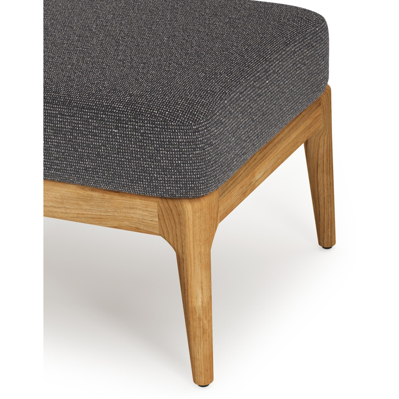 Orso poef in teak met Firenze Tunder all weather solica kussen