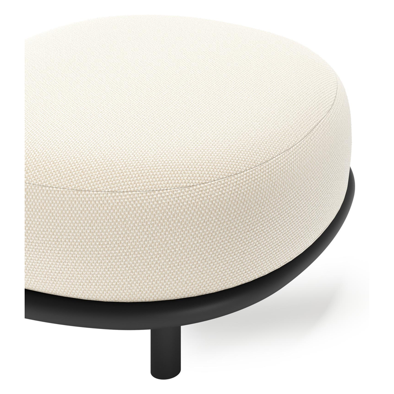Lupino poef in zwart aluminium met althea off white all weather cosytica kussen