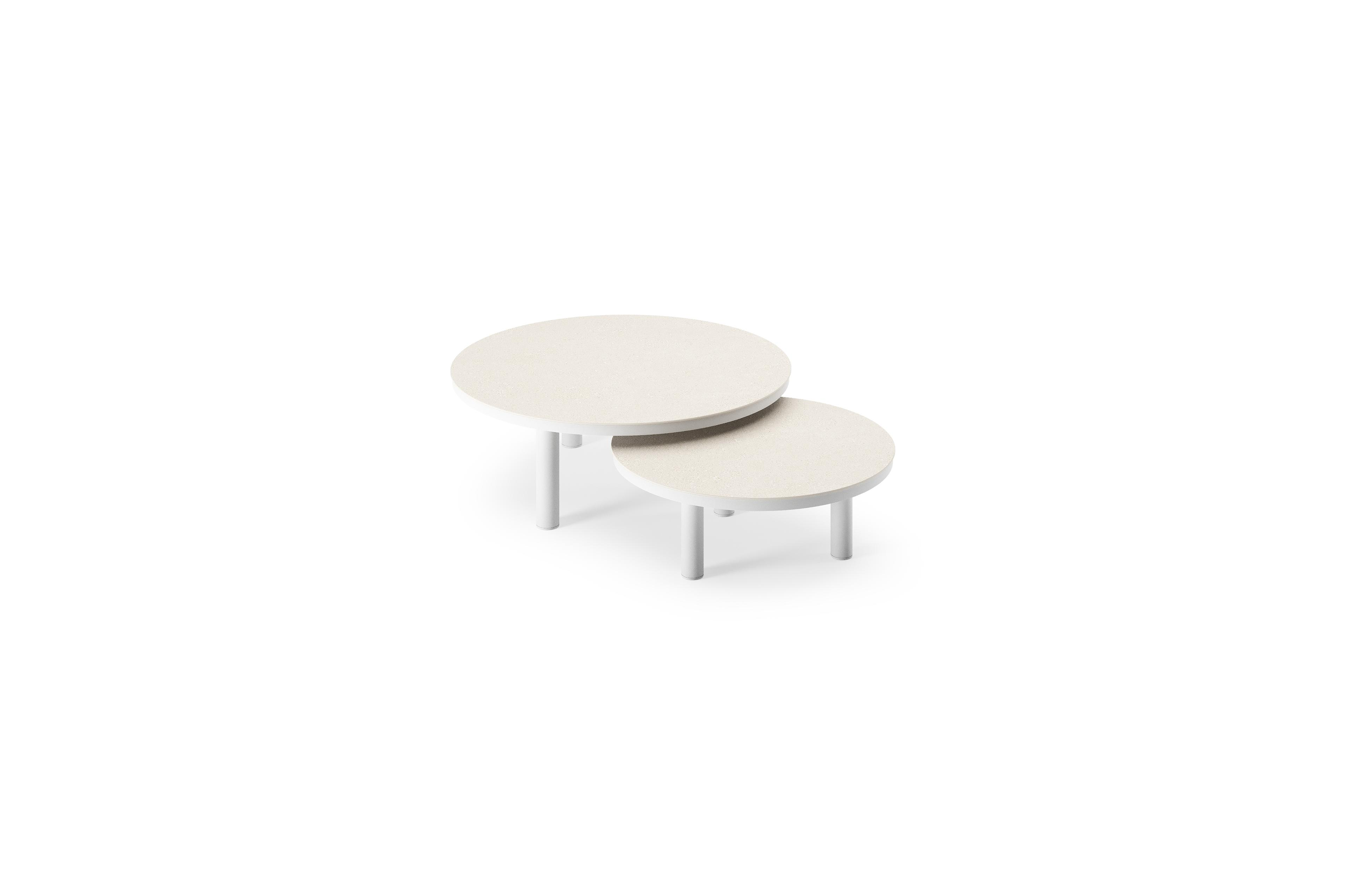 Lindo loungetafel in wit aluminium en sintered stone crema minerale