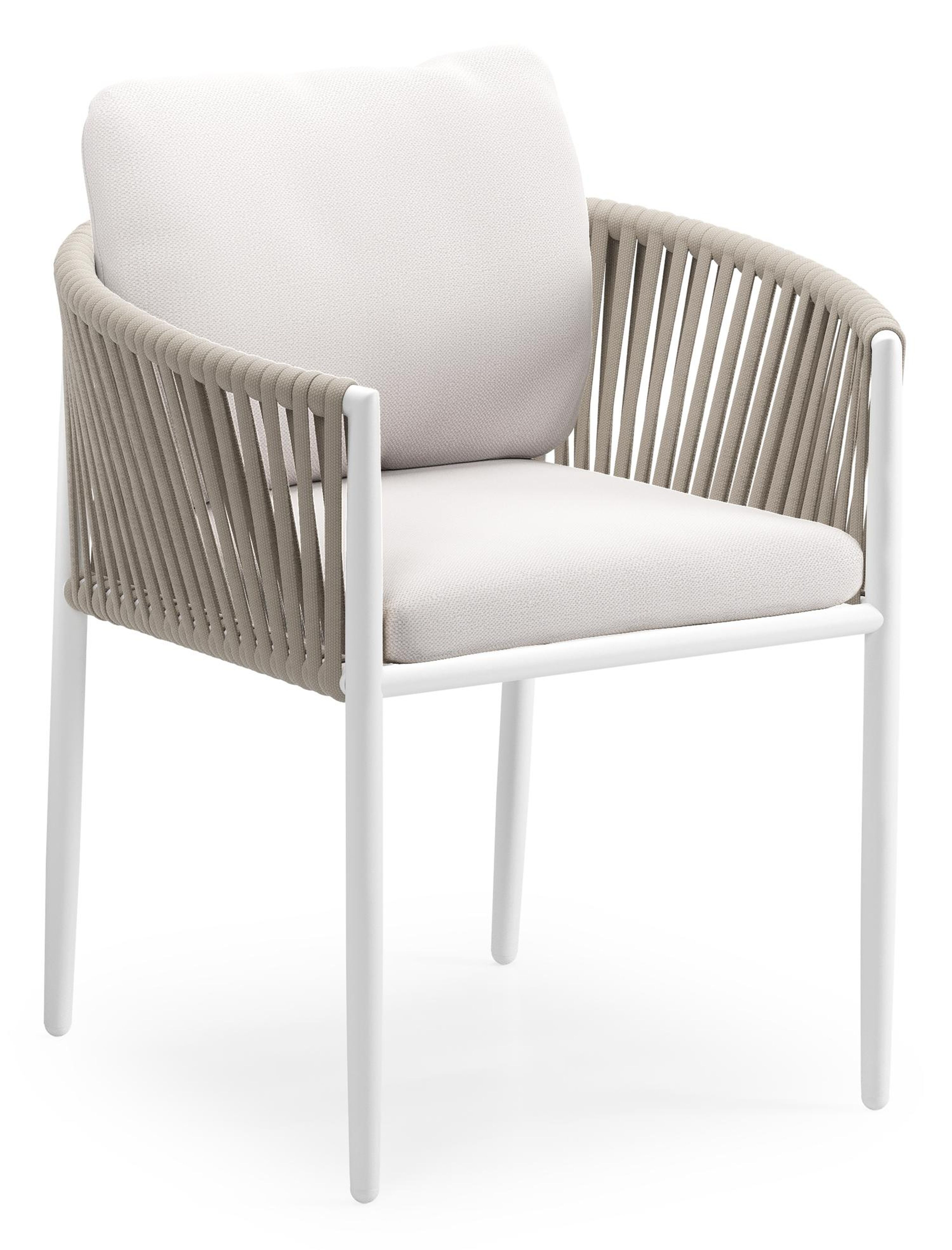 Organo tuinstoel in wit aluminium en beige verticaal geweven luxe vlakke rope met zitkussen in All Weather Sunbrella® Luxe Savane Whisper