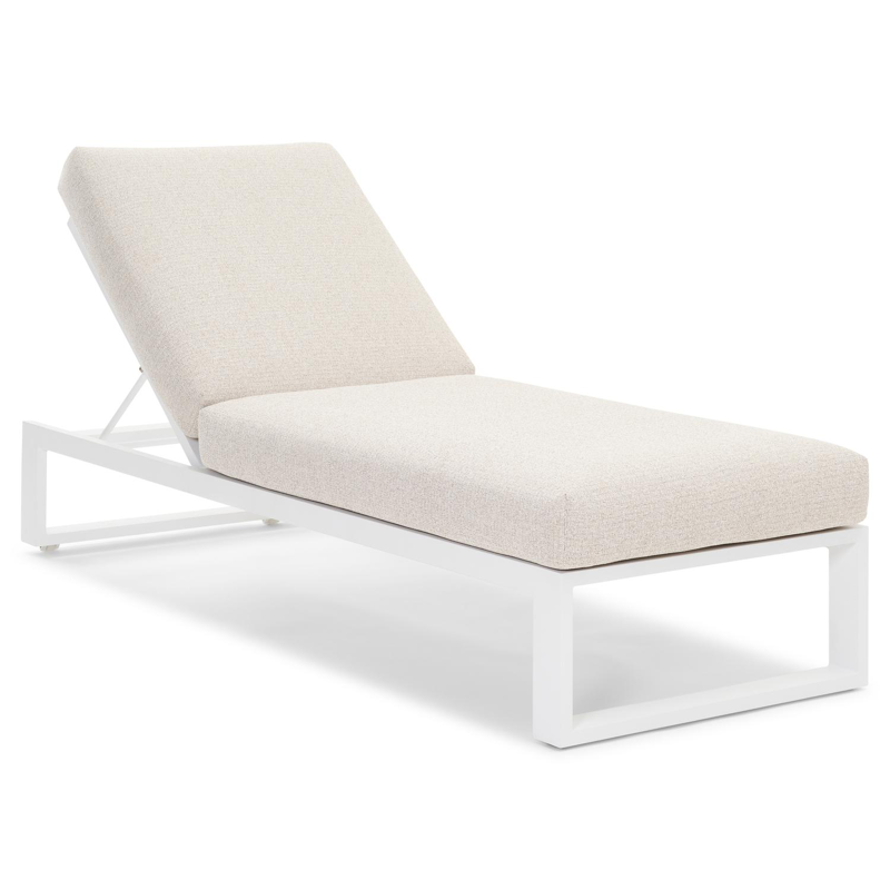 Verato verstelbaar ligbed in wit aluminium met catania sand all weather cosytica kussen