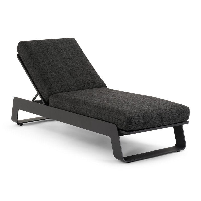Atessa verstelbaar ligbed in zwart aluminium met chartres sooty all weather sunbrella® luxe kussen