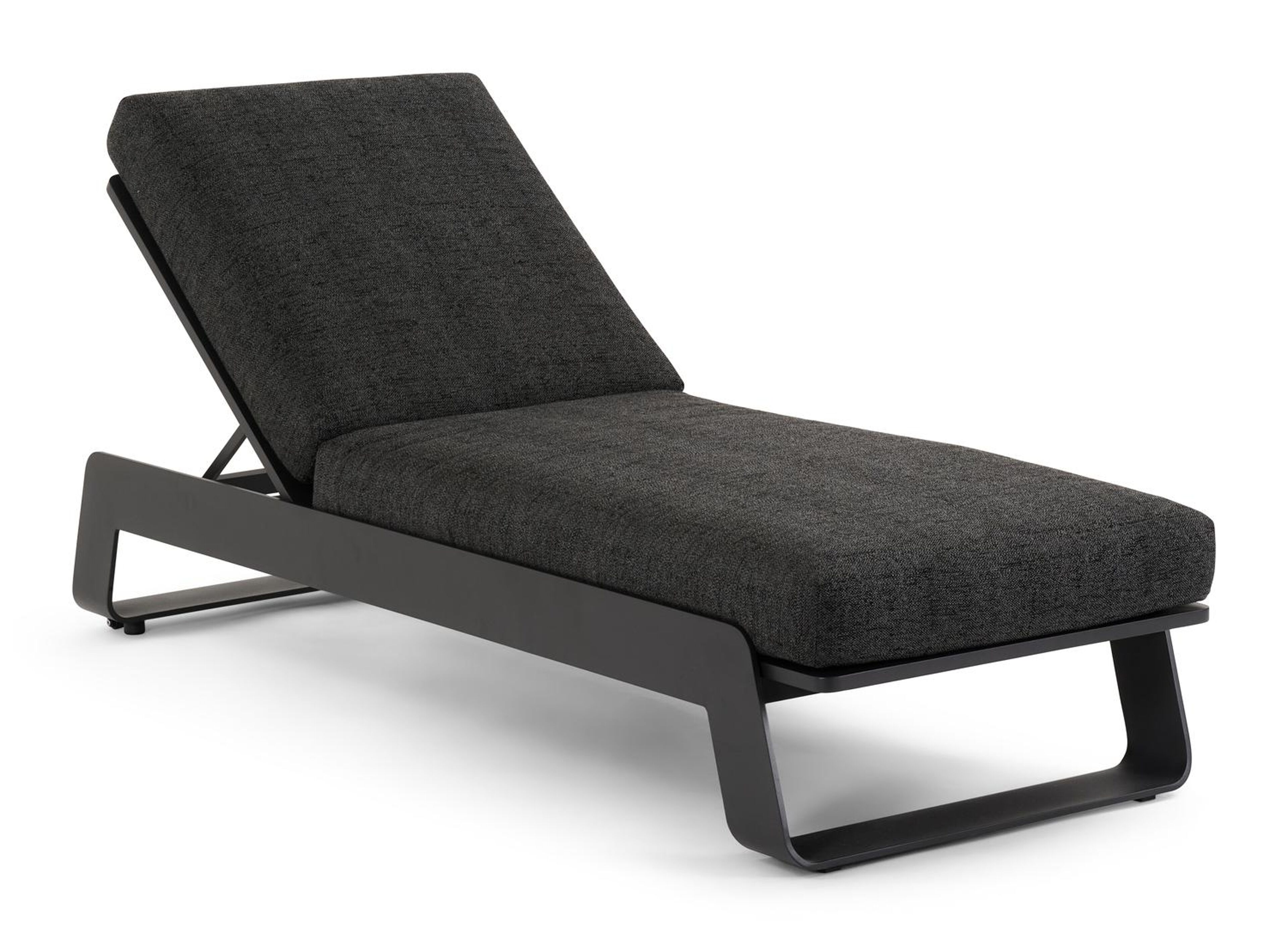 Atessa verstelbaar ligbed in zwart aluminium met chartres sooty all weather sunbrella® luxe kussen