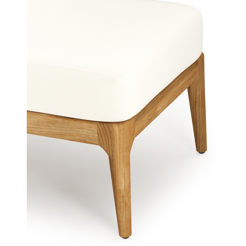 Orso poef in teak met Natte White all weather sunbrella® luxe kussen