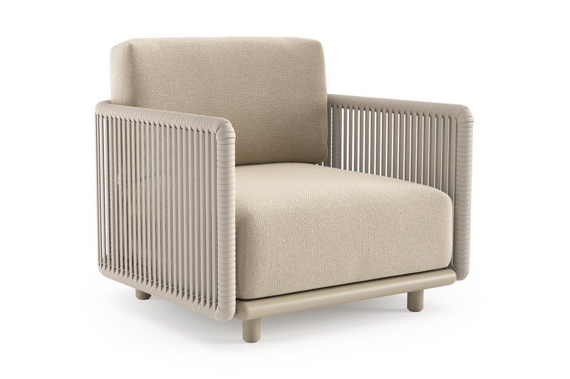 Organo loungestoel in beige aluminium en beige verticaal geweven luxe vlakke rope met althea chalk all weather Cosytica kussen