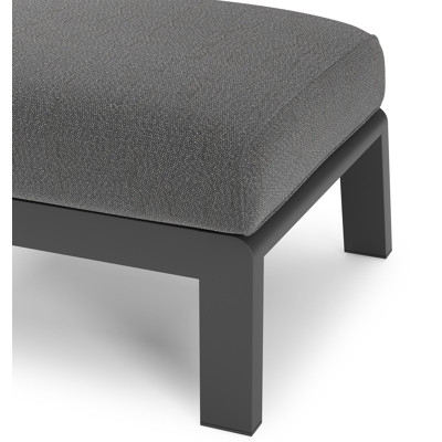 Cosenzo poef in zwart aluminium met savane tornado all weather sunbrella® luxe kussen