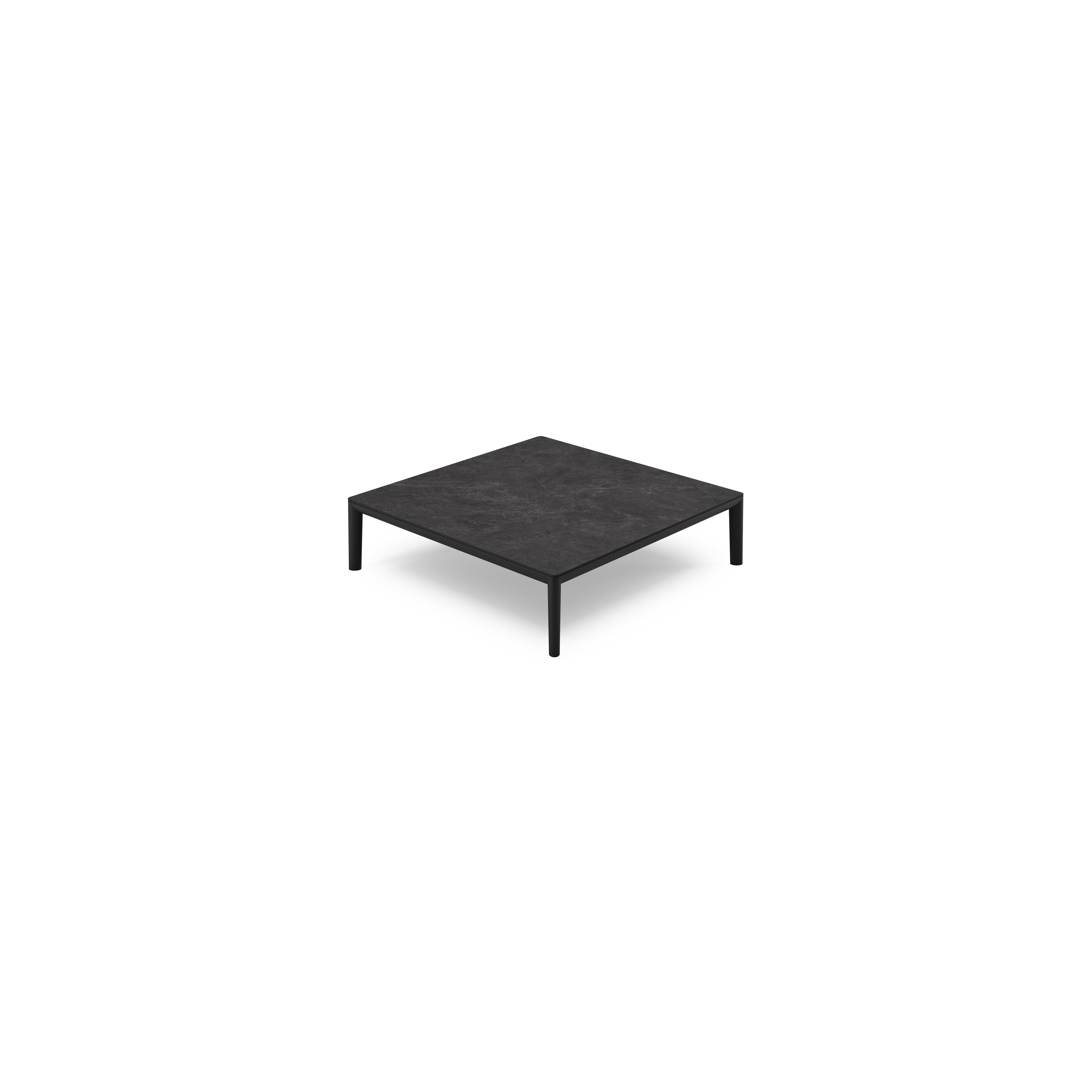 Table de basse Tolosa en aluminium noir et sintered stone zwart - Lg. 90 x Lrg. 90 x Haut. 38 cm