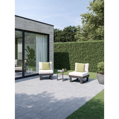 Alora loungestoel in zwart aluminium met beige weather+ softtouch kussens