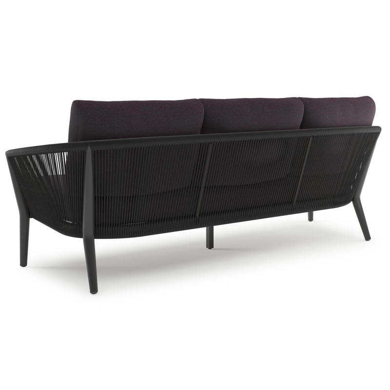 Orso loungeset in zwart aluminium en zwart verticaal geweven ronde rope met Tundra Red all weather sunbrella® luxe kussen