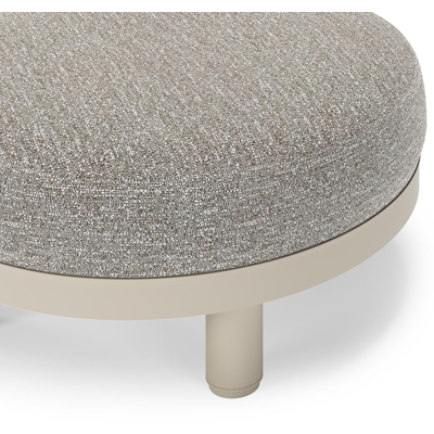 Donato lounge poef in beige aluminium met all weather sunbrella® luxe Tundra Pepper kussen