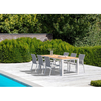 Livo tuinset in wit aluminium en naturel teak tafelblad met 6 stapelbare Madura tuinstoelen