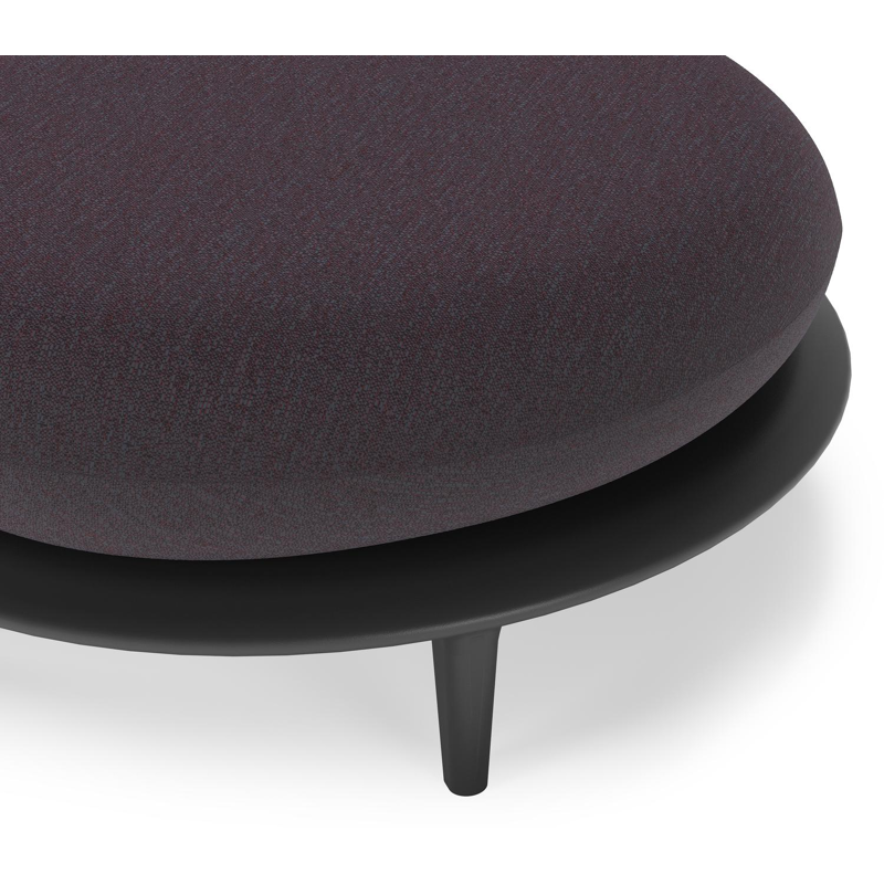 Pouf Bomero en aluminium noir et coussins en all weather sunbrella® luxe tundra red
