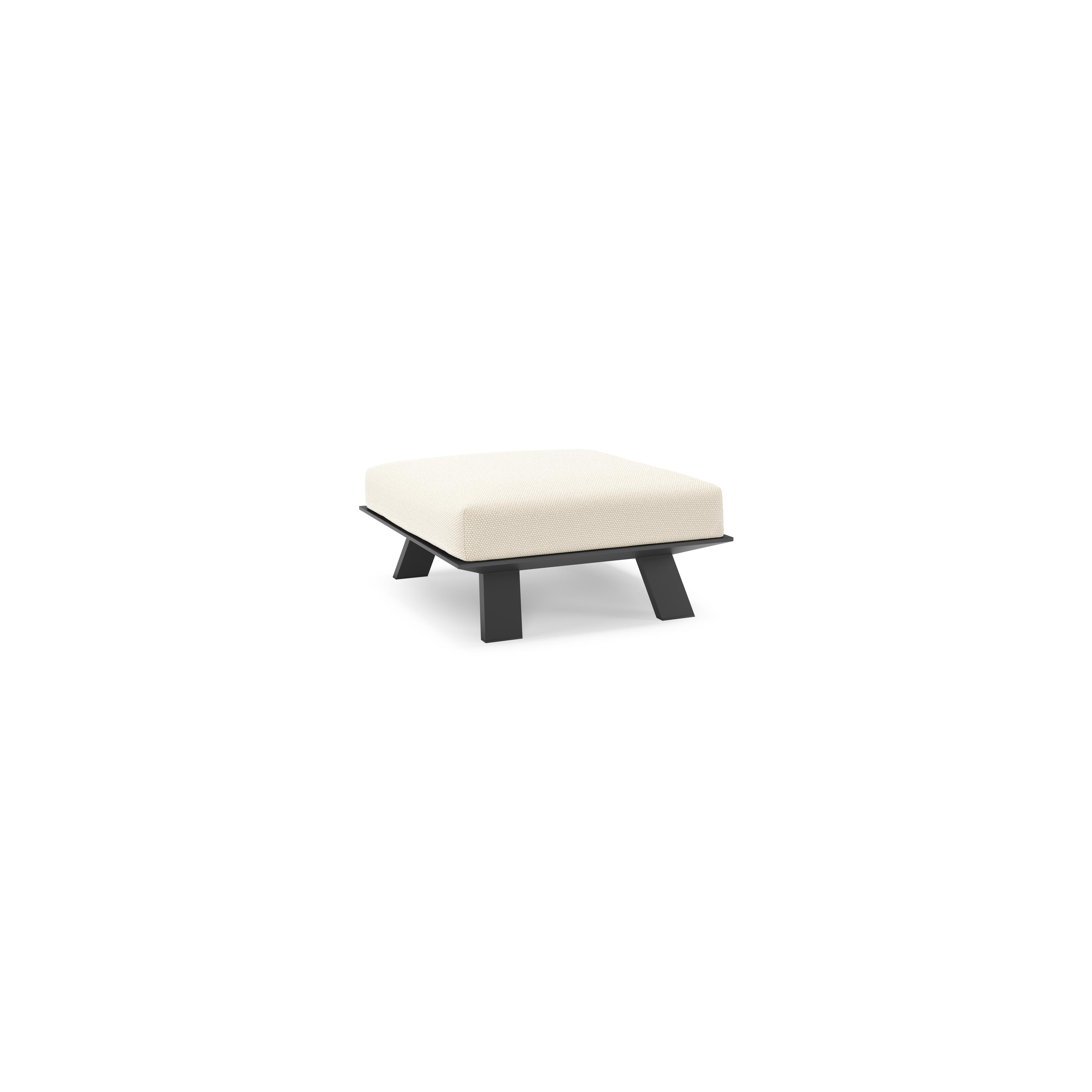 Pouf Cesano en aluminium noir et coussin en all weather Cosytica althea off white